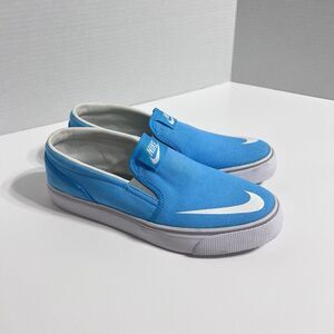 Nike Toki Slip On CVS Blue White Boys Size 6Y Walking Skate Shoes Sneakers
